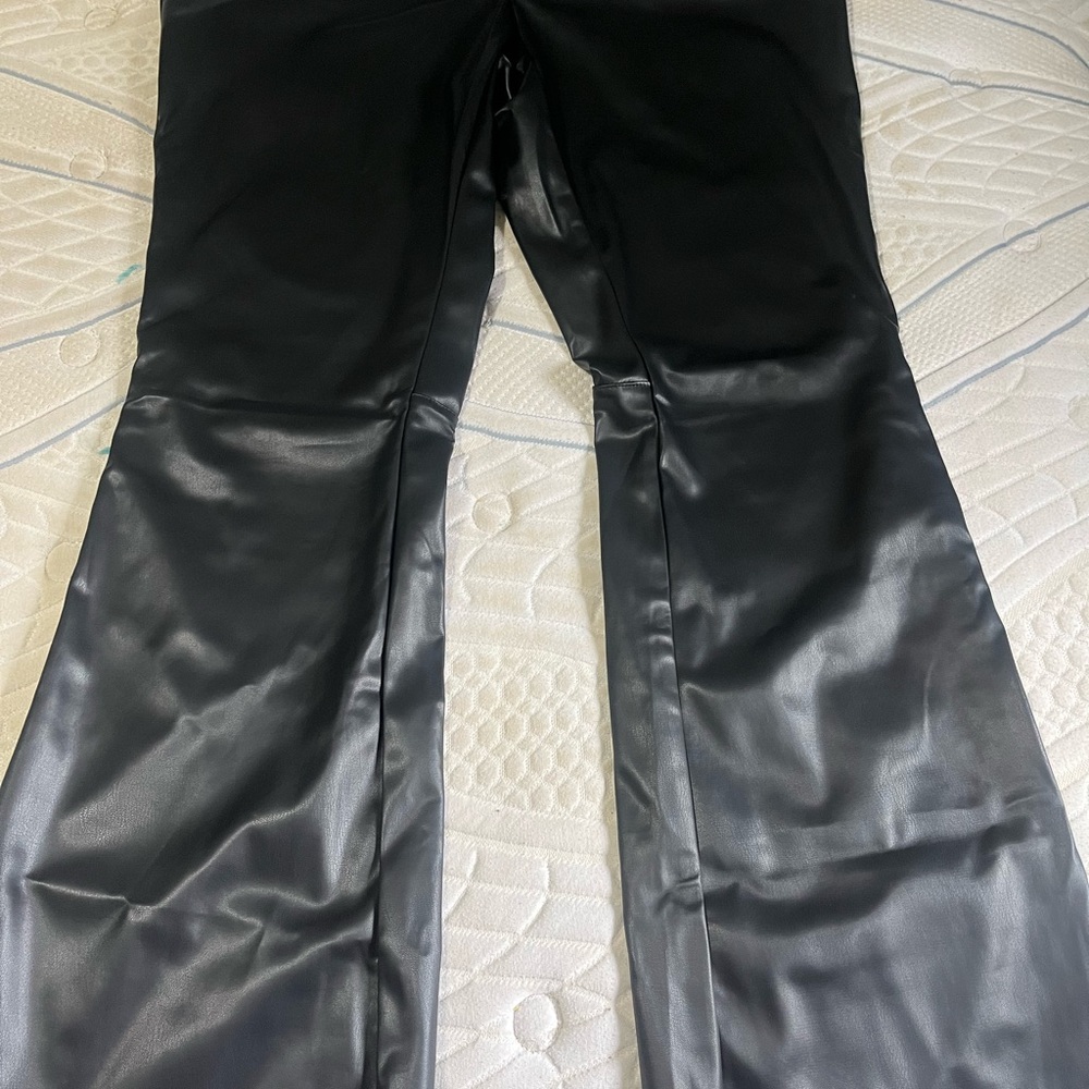 Ella Black Flare Pants
